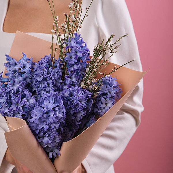 Купить Букет «Полночь» в  с бесплатной доставкой: цена, фото, описание