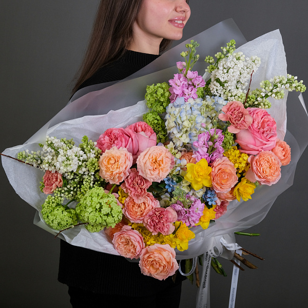 Купить Букет «Радость» в  с бесплатной доставкой: цена, фото, описание