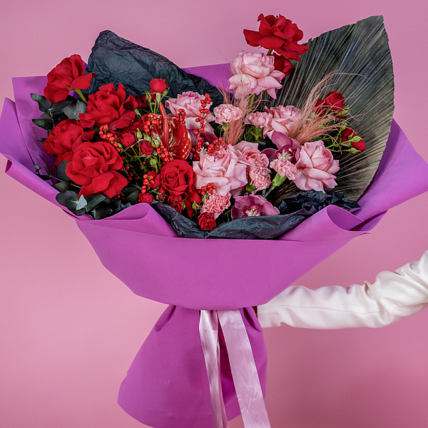 Купить Букет «Эмоции любви» в  с бесплатной доставкой: цена, фото, описание