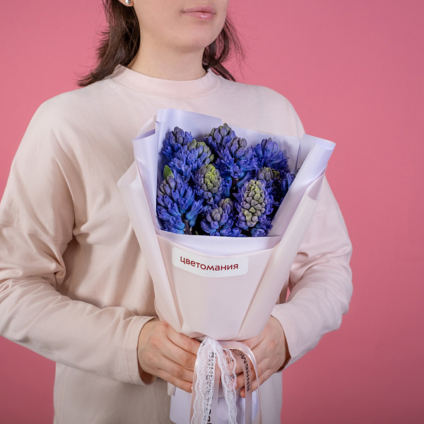 Купить Букет из 11 синих гиацинтов в  с бесплатной доставкой: цена, фото, описание