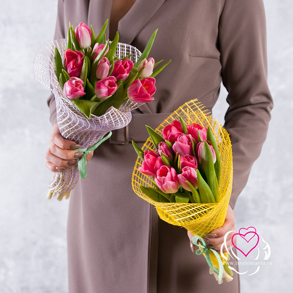 Купить Букет 9 розовых тюльпанов в сетке в Санкт-Петербурге с бесплатной доставкой: цена, фото, описание