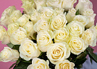 Купить Букет из 35 белых роз 50 см (Эквадор) под ленту в  с бесплатной доставкой: цена, фото, описание