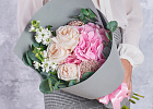 Купить Букет «Милена» из гортензии, маттиол и кремовых роз в  с бесплатной доставкой: цена, фото, описание