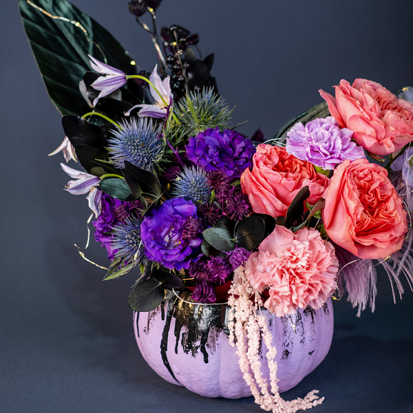 Купить Композиция в тыкве «Мистика» в  с бесплатной доставкой: цена, фото, описание