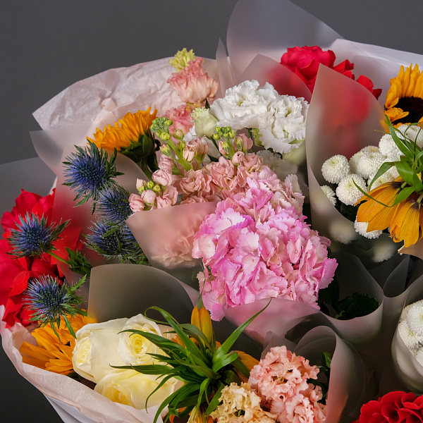 Купить Дофаминовый букет в  с бесплатной доставкой: цена, фото, описание