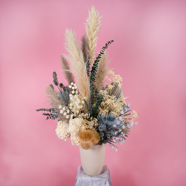 Купить Интерьерная композиция из сухоцветов «Вечность» в  с бесплатной доставкой: цена, фото, описание