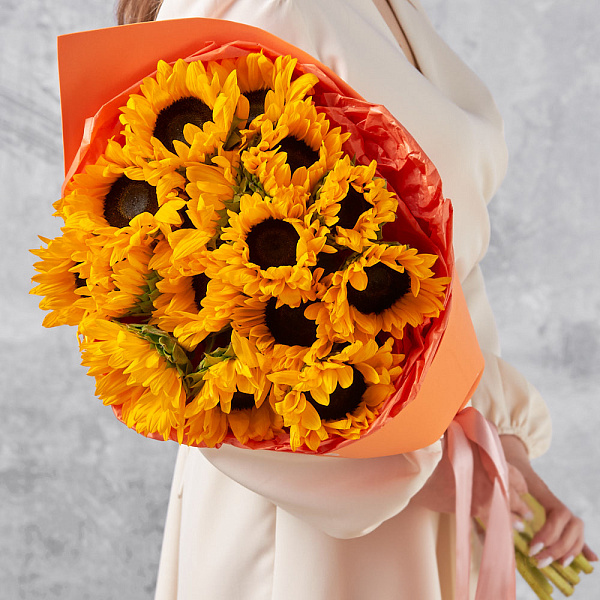 Купить Букет из 15 подсолнухов в  с бесплатной доставкой: цена, фото, описание