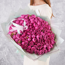 Купить Букет из 51 кустовой розы Мисти бабблс в Санкт-Петербурге с бесплатной доставкой: цена, фото, описание