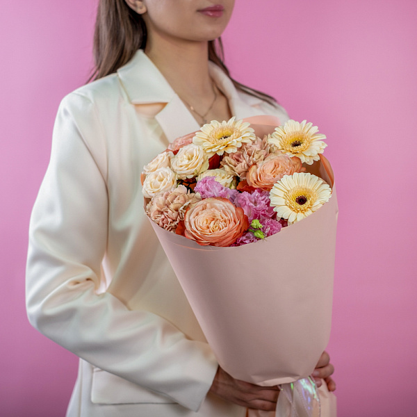 Купить Букет «Улыбнись» в  с бесплатной доставкой: цена, фото, описание