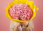 Купить Букет из 51 розовой розы 40 см (Россия) в Санкт-Петербурге с бесплатной доставкой: цена, фото, описание