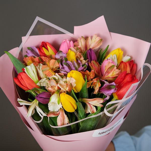 Купить Букет «Улыбка радуги» в  с бесплатной доставкой: цена, фото, описание