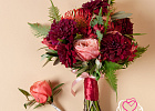 Купить Букет невесты из бордовых георгинов и роз в Санкт-Петербурге с бесплатной доставкой: цена, фото, описание