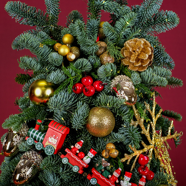 Купить Ёлка «Праздник к нам приходит» в  с бесплатной доставкой: цена, фото, описание