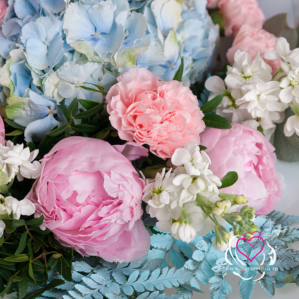 Купить Букет «До небес» в  с бесплатной доставкой: цена, фото, описание