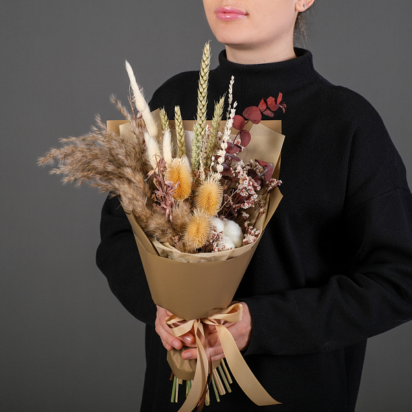 Купить Букет с сухоцветами «Танец полей» в  с бесплатной доставкой: цена, фото, описание