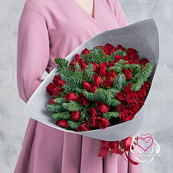 Купить Букет из 51 красной розы Кения с нобилисом в Санкт-Петербурге с бесплатной доставкой: цена, фото, описание