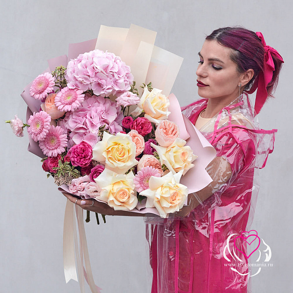 Купить Букет «Розовые грезы» в  с бесплатной доставкой: цена, фото, описание