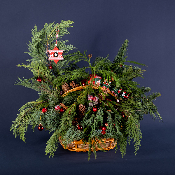 Купить Композиция «Новогоднее волшебство» в  с бесплатной доставкой: цена, фото, описание