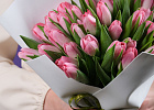 Купить Букет 25 розовых тюльпанов в Санкт-Петербурге с бесплатной доставкой: цена, фото, описание