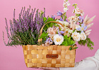 Купить Композиция в корзине «Сказочная история» в  с бесплатной доставкой: цена, фото, описание