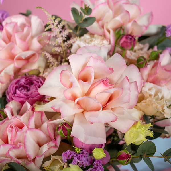 Купить Композиция в шляпной коробке «Воспоминания» в  с бесплатной доставкой: цена, фото, описание