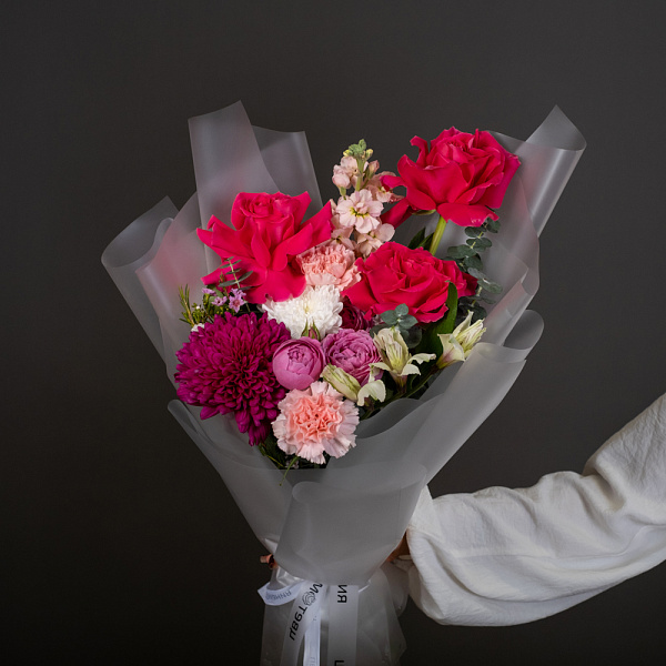 Купить Букет «Яркие чувства» в  с бесплатной доставкой: цена, фото, описание
