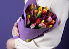 Купить Букет из 25 тюльпанов микс в Санкт-Петербурге с бесплатной доставкой: цена, фото, описание