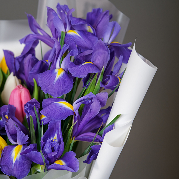 Купить  Букет «Магия весны» в  с бесплатной доставкой: цена, фото, описание