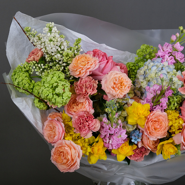 Купить Букет «Радость» в  с бесплатной доставкой: цена, фото, описание