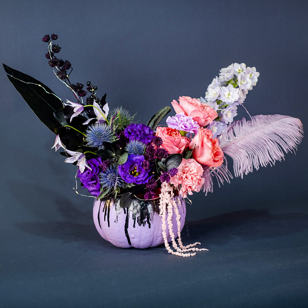 Купить Композиция в тыкве «Мистика» в  с бесплатной доставкой: цена, фото, описание