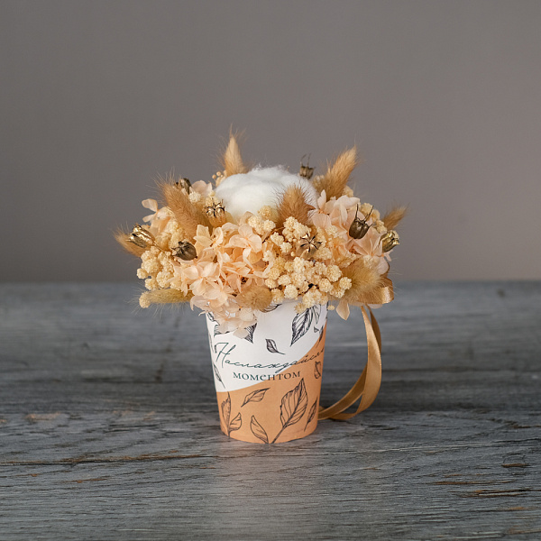 Купить Композиция из сухоцветов «Безмятежность» в  с бесплатной доставкой: цена, фото, описание