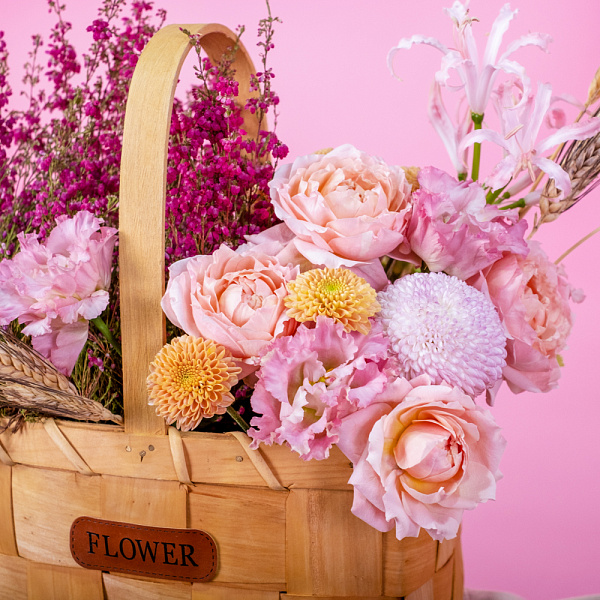 Купить Композиция в корзине «Чистая душа» в  с бесплатной доставкой: цена, фото, описание
