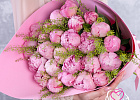 Купить Букет из 25 розовых пионов (Премиум) с тиласпией в Санкт-Петербурге с бесплатной доставкой: цена, фото, описание