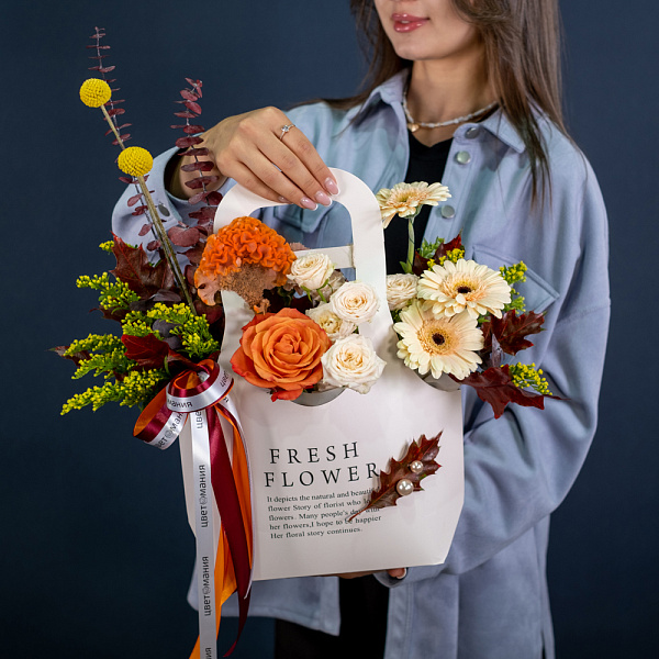 Купить Композиция в сумочке «Легенды осени» в  с бесплатной доставкой: цена, фото, описание