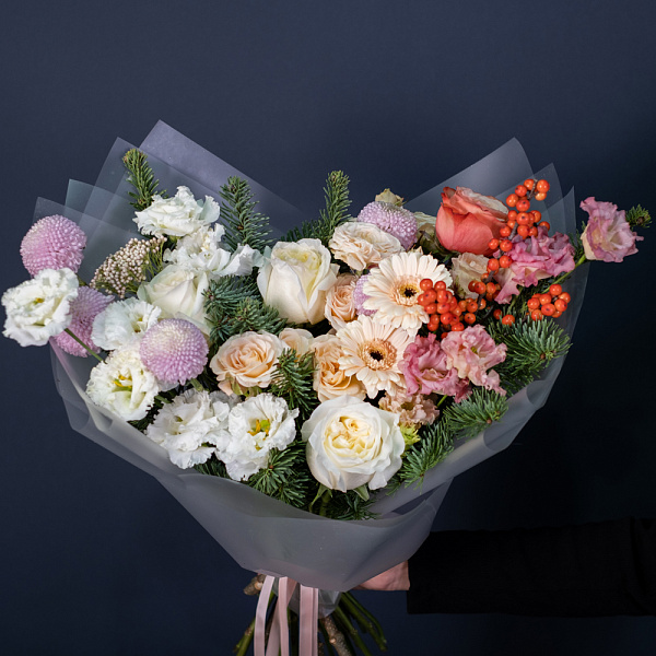 Купить Букет «Зимняя свежесть» в  с бесплатной доставкой: цена, фото, описание