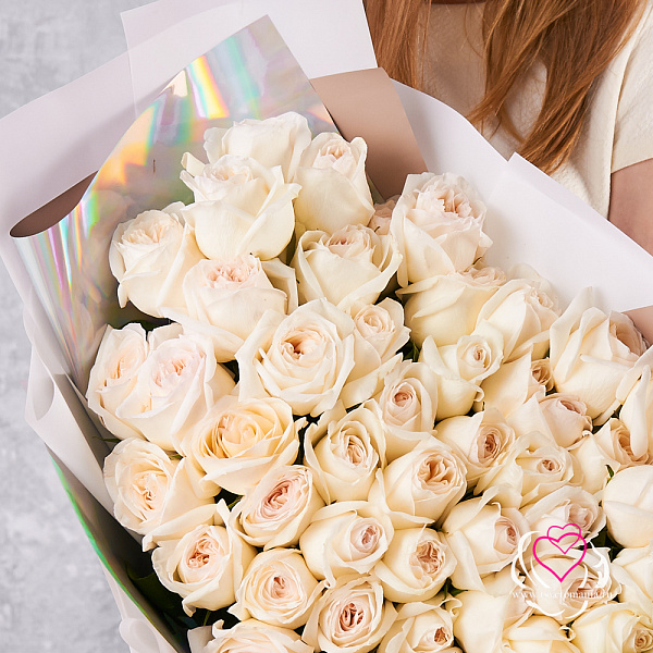 Купить Букет из 51 ароматной розы Вайт Охара в  с бесплатной доставкой: цена, фото, описание