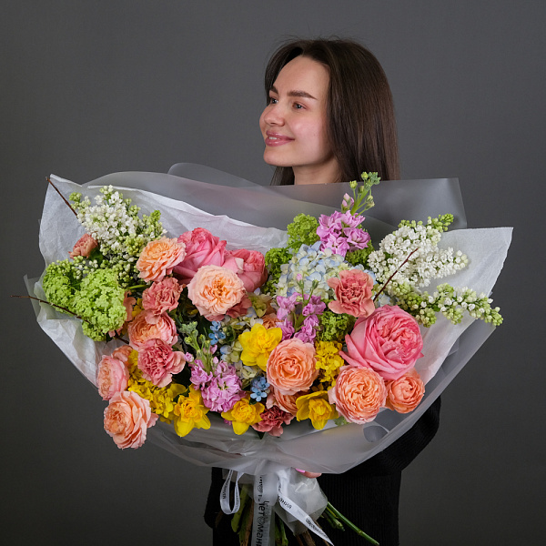 Купить Букет «Радость» в  с бесплатной доставкой: цена, фото, описание