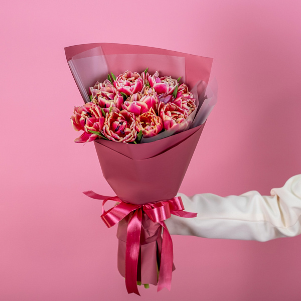 Купить Букет из 15 пионовидных тюльпанов Колумбус в  с бесплатной доставкой: цена, фото, описание