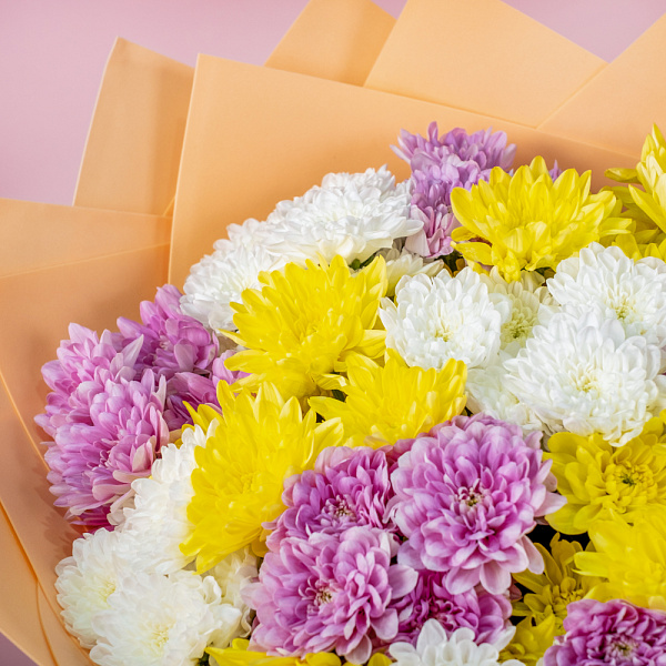 Купить Букет хризантем на 1 сентября в  с бесплатной доставкой: цена, фото, описание