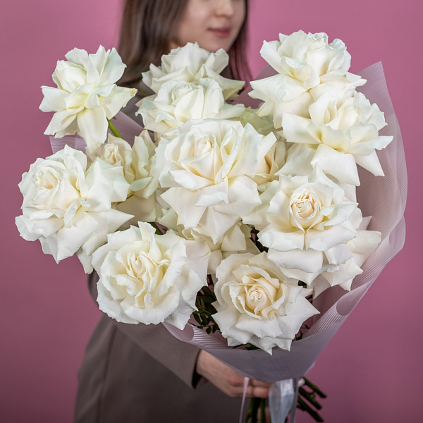 Купить Букет из 15 белых французских роз в  с бесплатной доставкой: цена, фото, описание