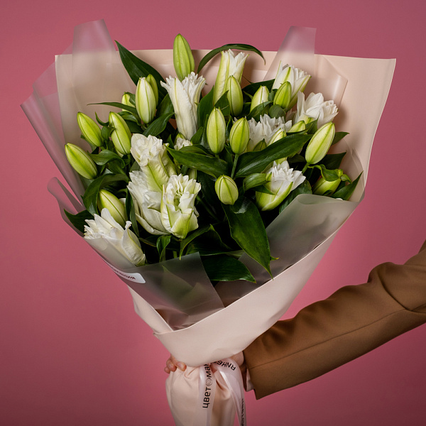 Купить Букет из 9 ароматных лилий в  с бесплатной доставкой: цена, фото, описание