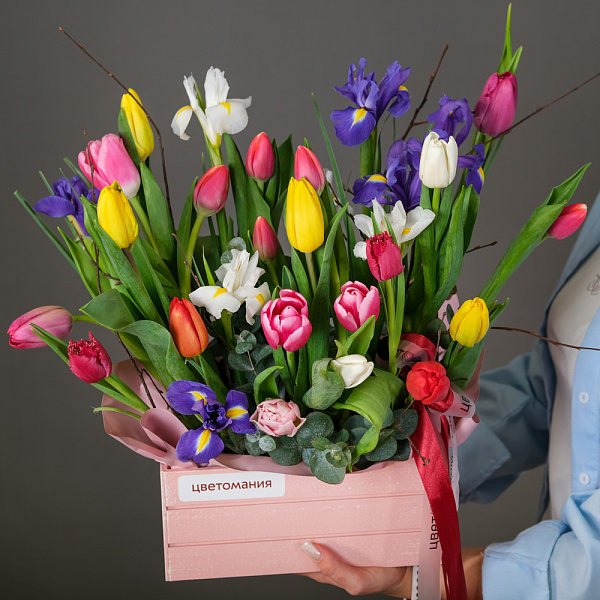Купить Композиция в ящике «Весенний микс» в  с бесплатной доставкой: цена, фото, описание