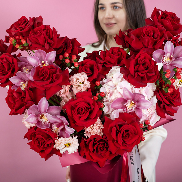 Купить Композиция «В самое сердце» в  с бесплатной доставкой: цена, фото, описание