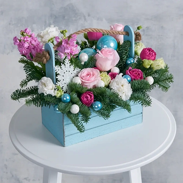 Купить Композиция «Зимние приключения» в  с бесплатной доставкой: цена, фото, описание