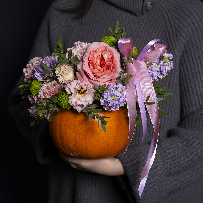 Композиция в тыкве «Нежная»