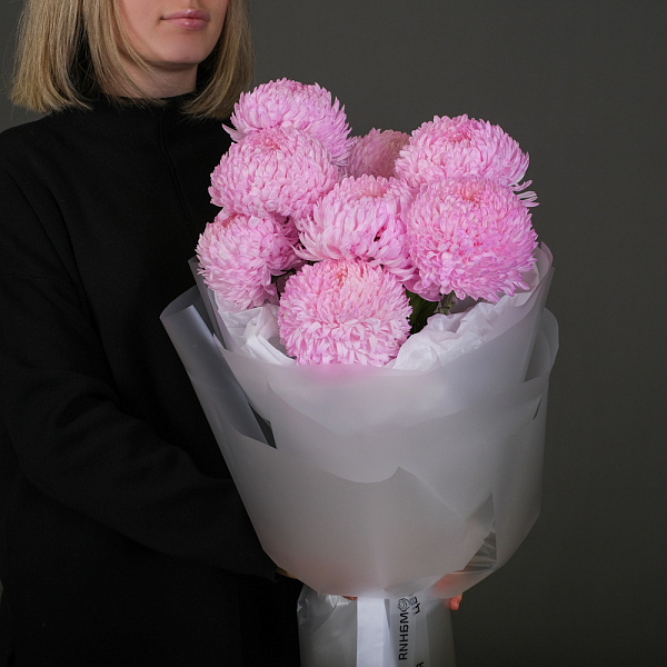 Купить Букет из 9 розовых хризантем в  с бесплатной доставкой: цена, фото, описание