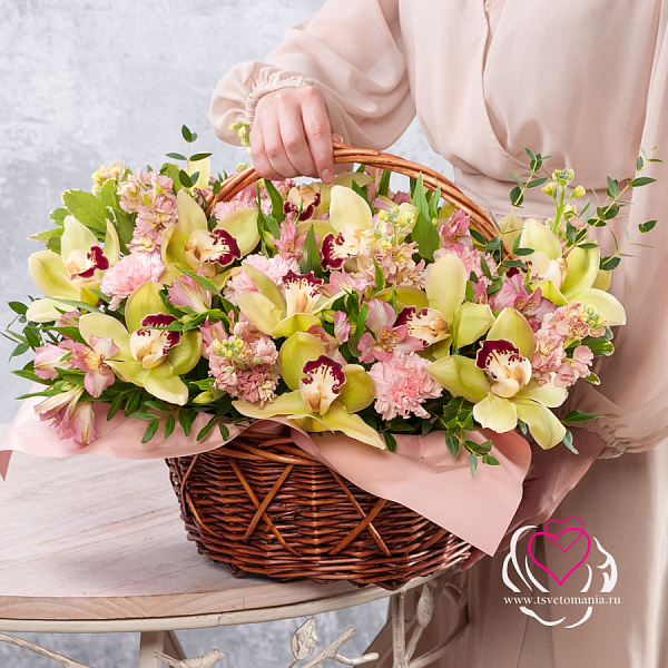Купить Корзина «Дивный сад» в  с бесплатной доставкой: цена, фото, описание
