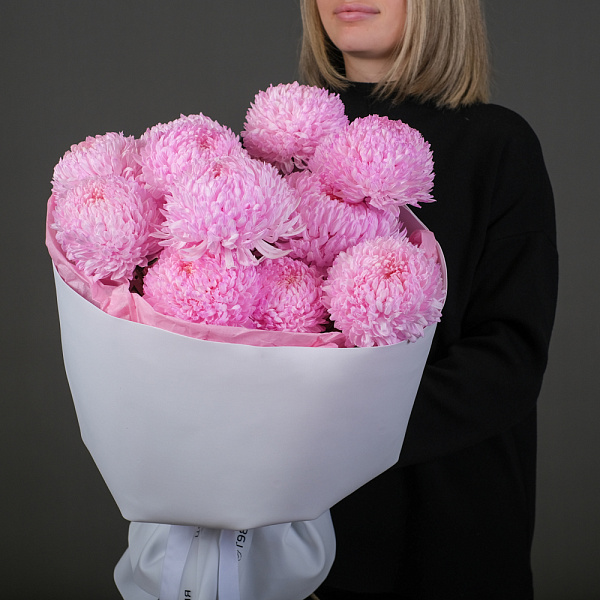 Купить Букет из 15 розовых хризантем в  с бесплатной доставкой: цена, фото, описание