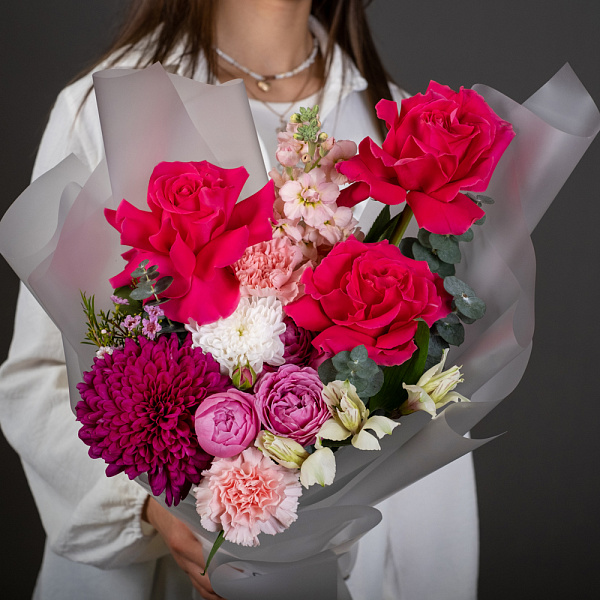 Купить Букет «Яркие чувства» в  с бесплатной доставкой: цена, фото, описание