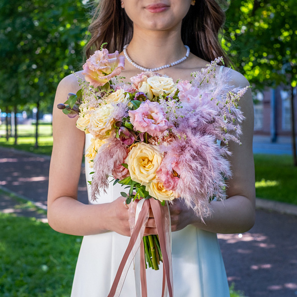 Купить Свадебный букет в стиле Бохо "Богема" в  с бесплатной доставкой: цена, фото, описание